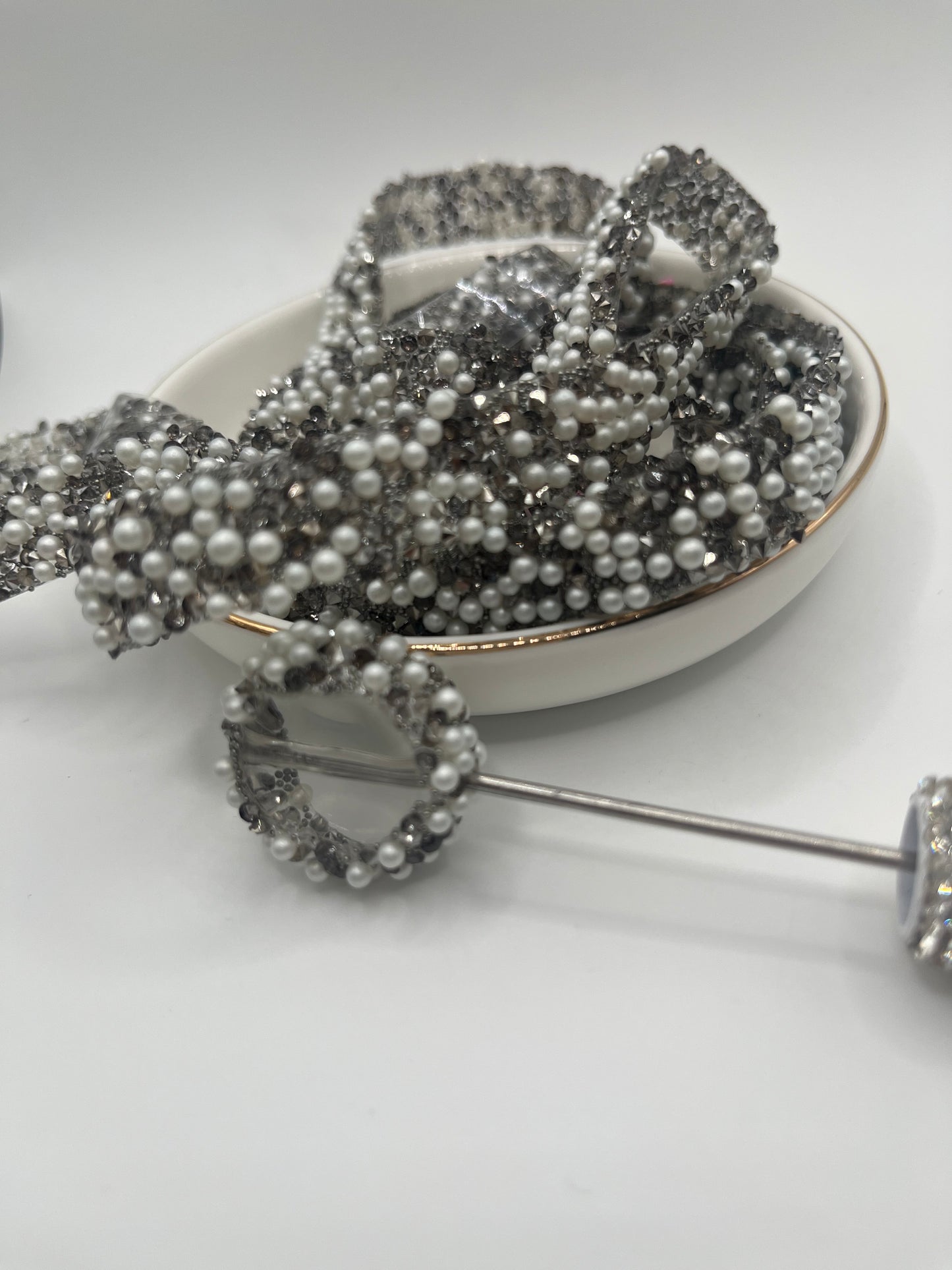 #581 Dark Grey Pearl Bead Tape