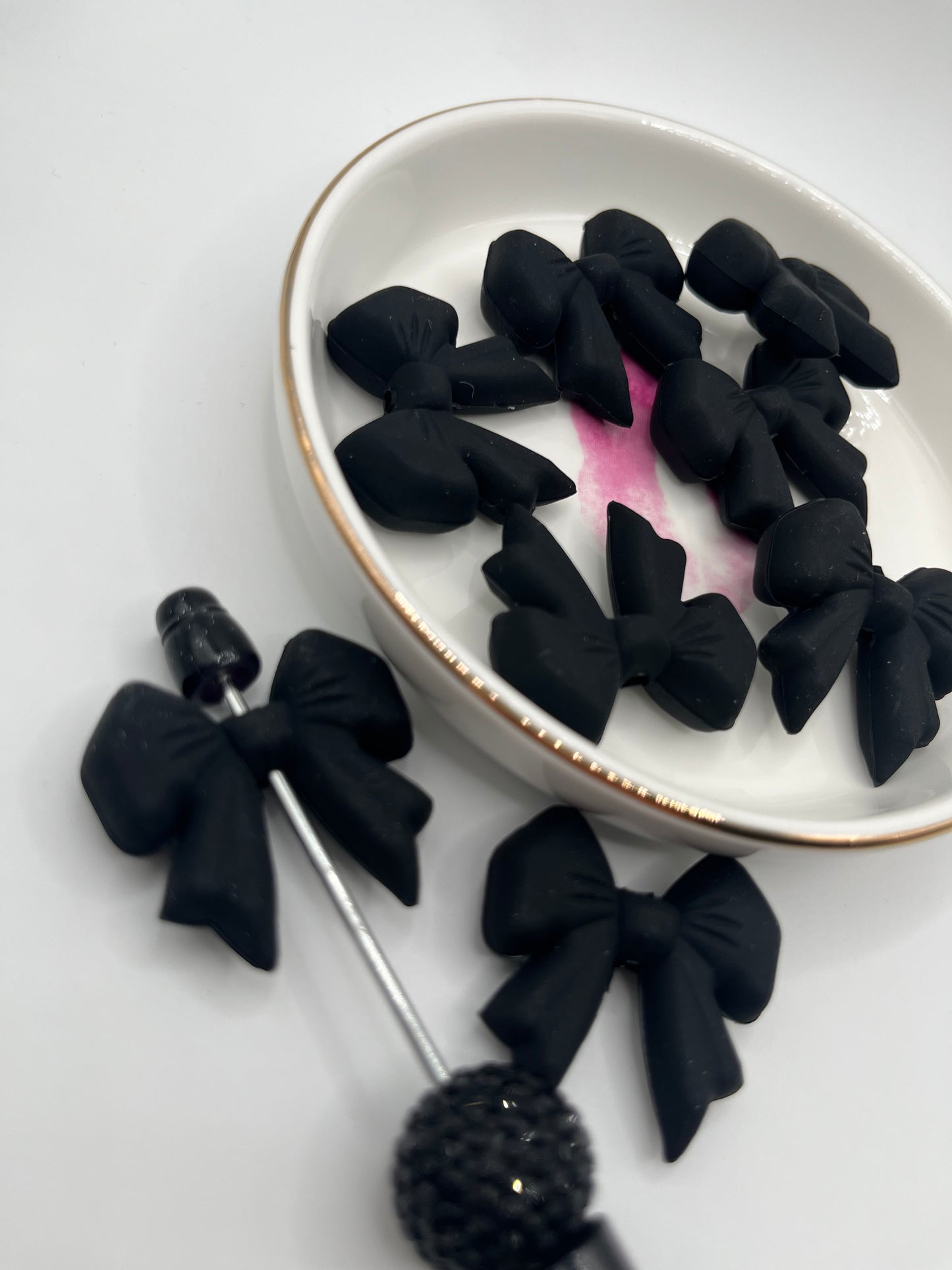 1pc Bow Silicone Bead