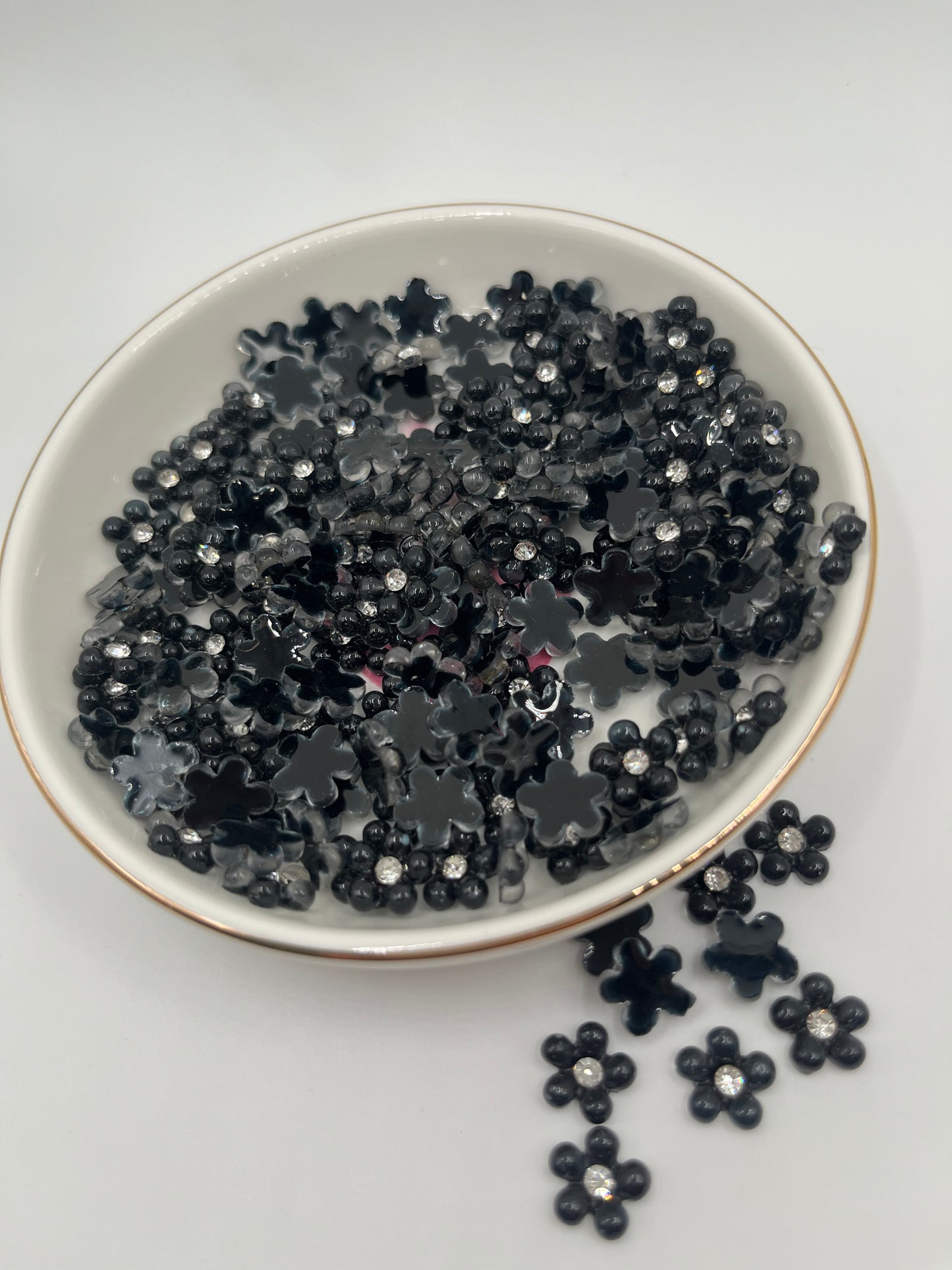100pc Black Flower W/ Rhinestone Nail Charm