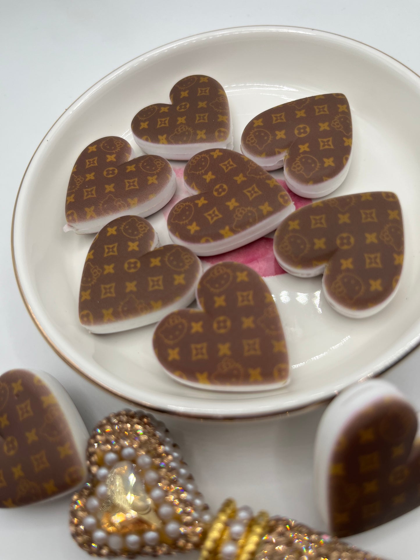 1pc HK + LV Silicone Heart Bead