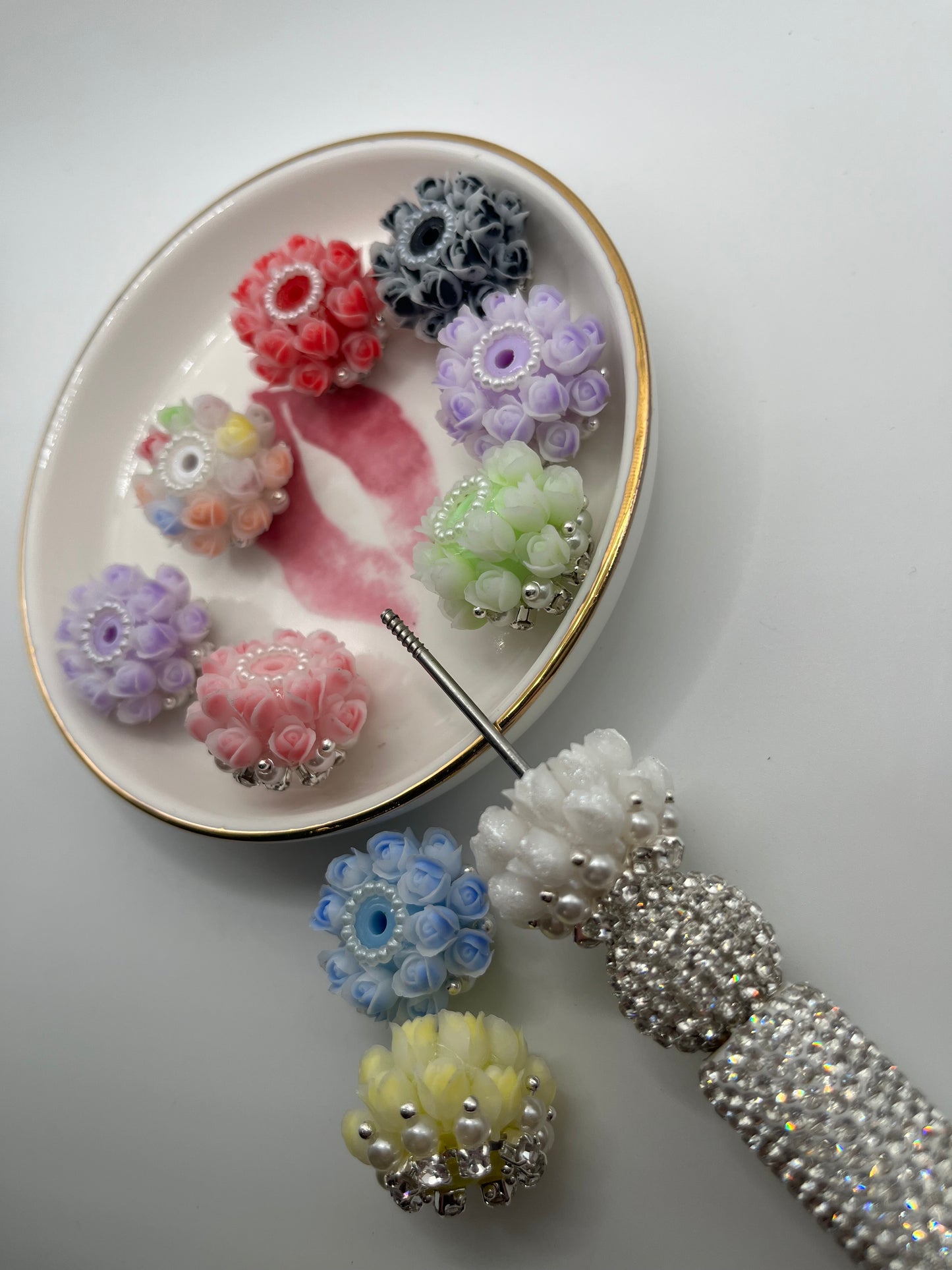 5pc Tulip Fancy Bead (Random Mix)