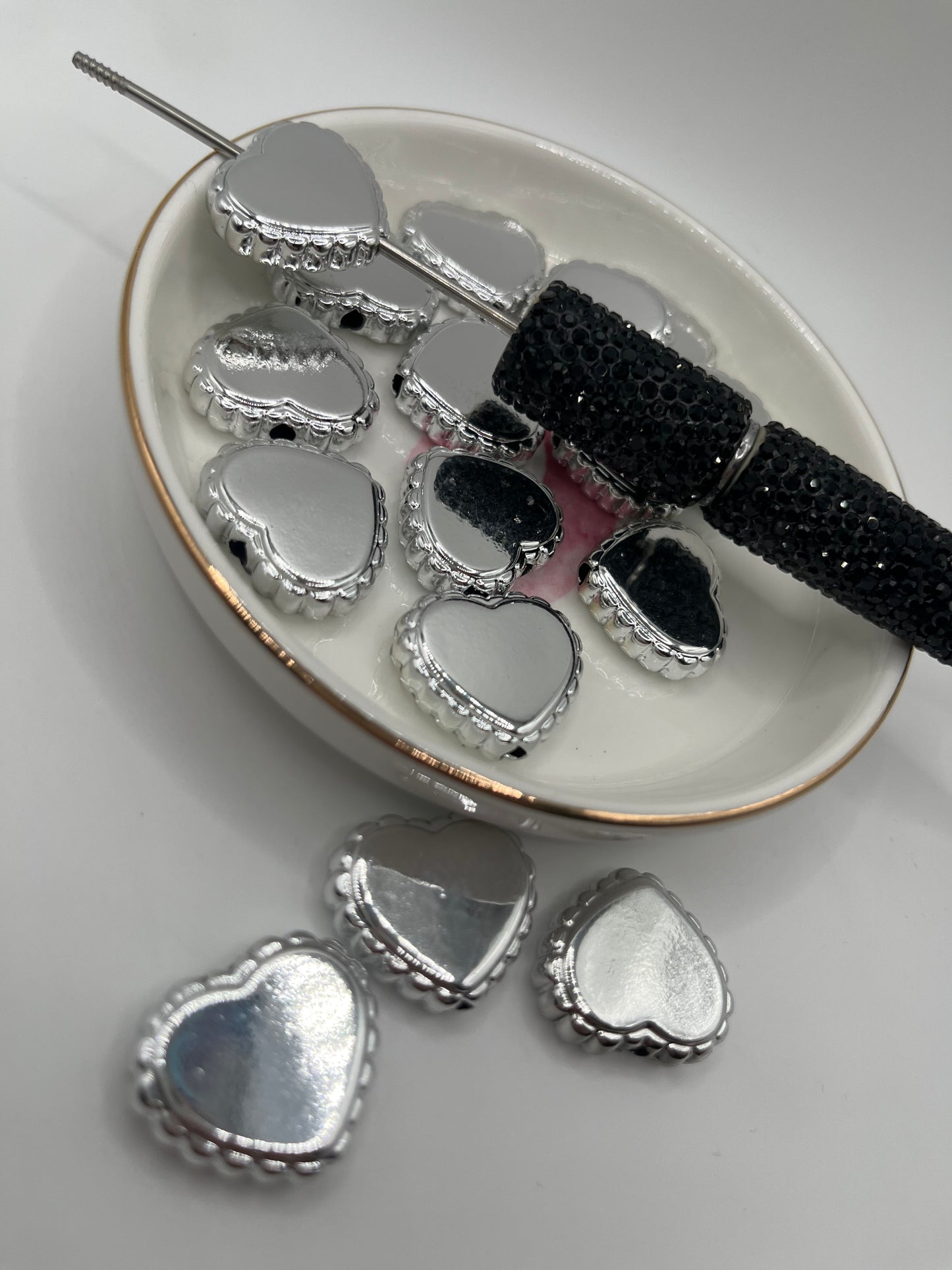20p Metallic Heart Base Bead