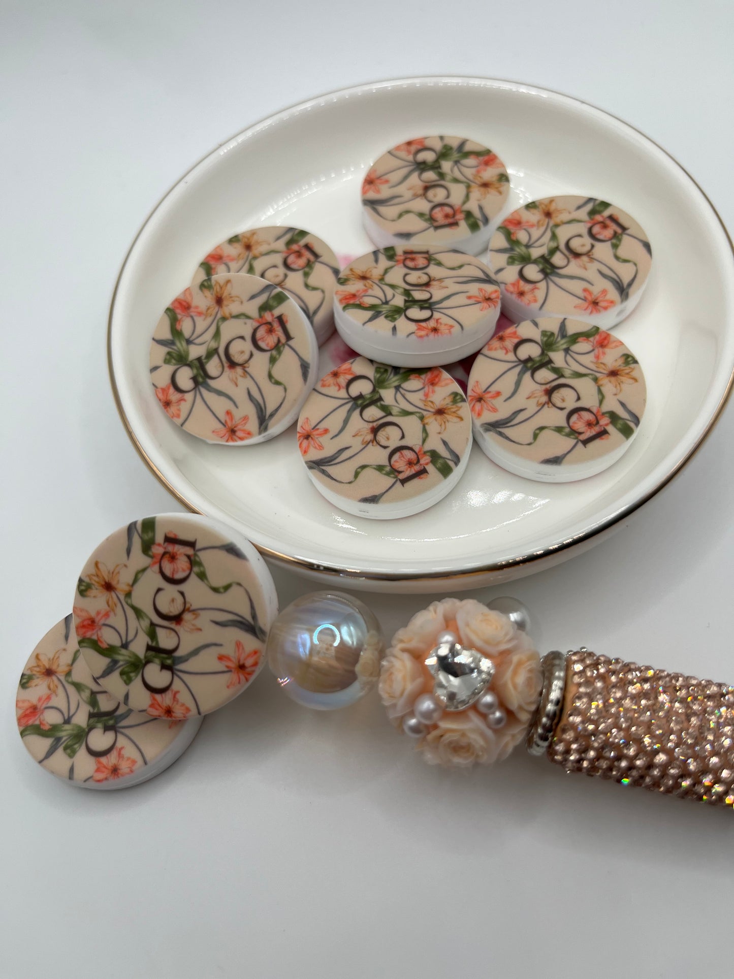 1pc GG Round Floral Silicone Bead