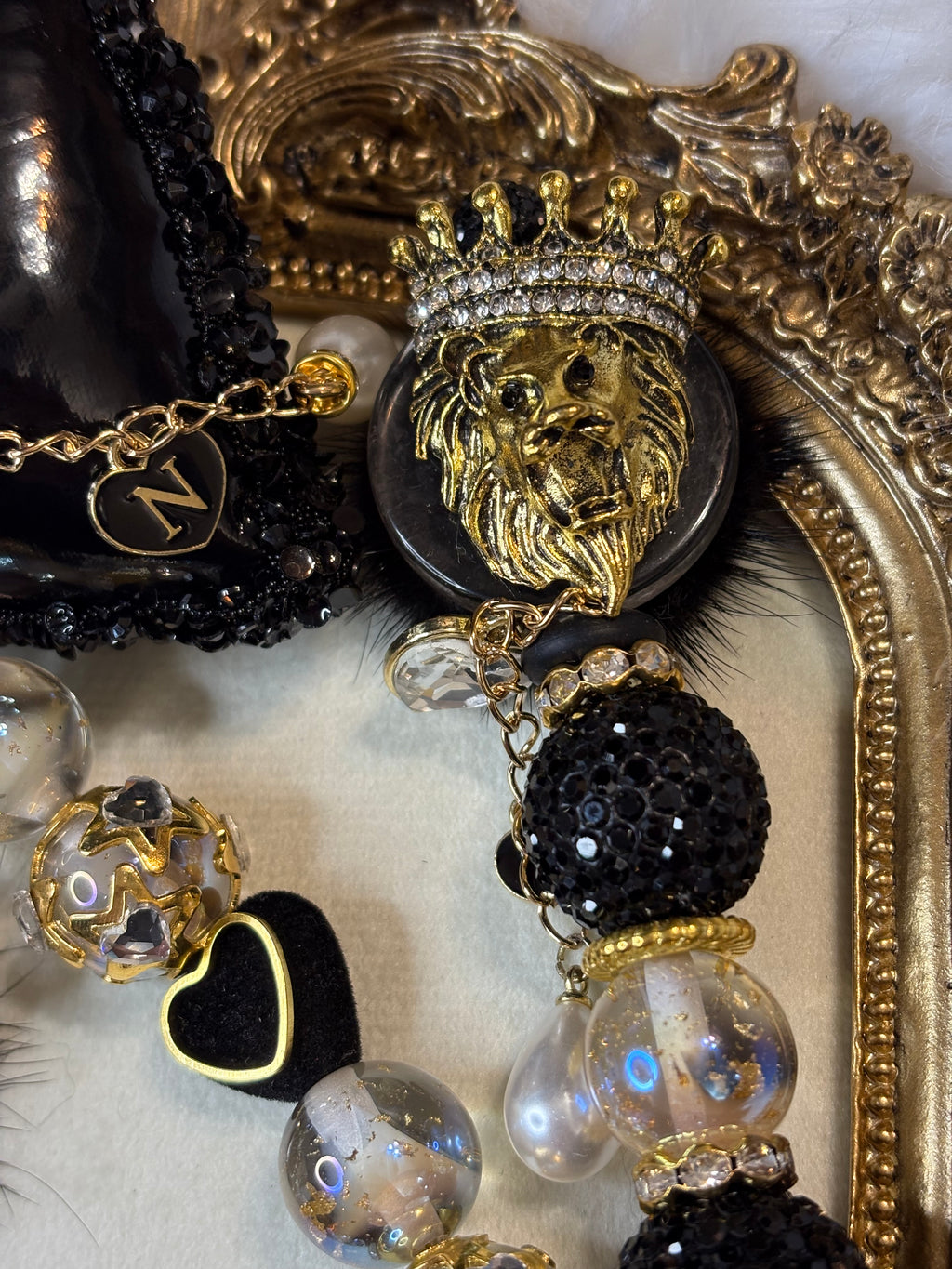 Hear Me Roar! Keychain + Pen Kit