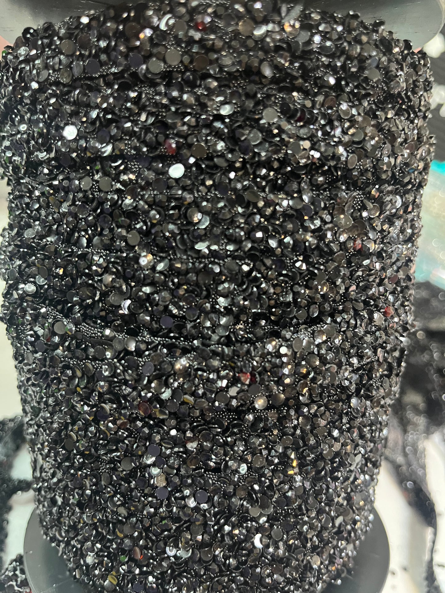 #570 Black (With An Occasional Red Stone) Bead Tape [72 Inches]