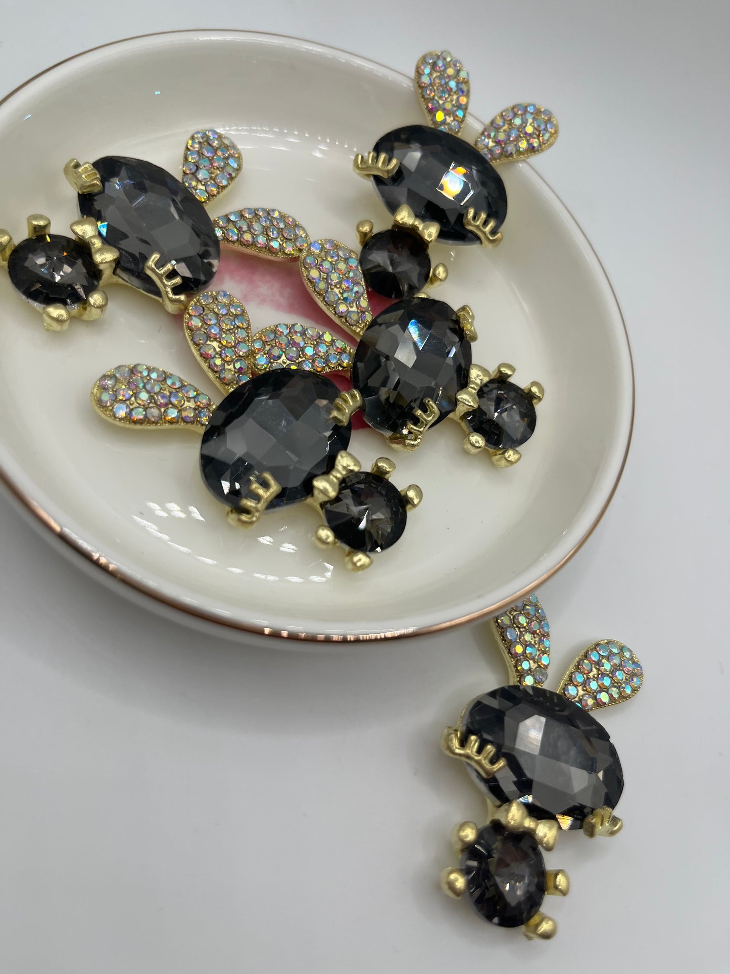 2pc Dark Grey [Bling] Rabbit Metal Charm