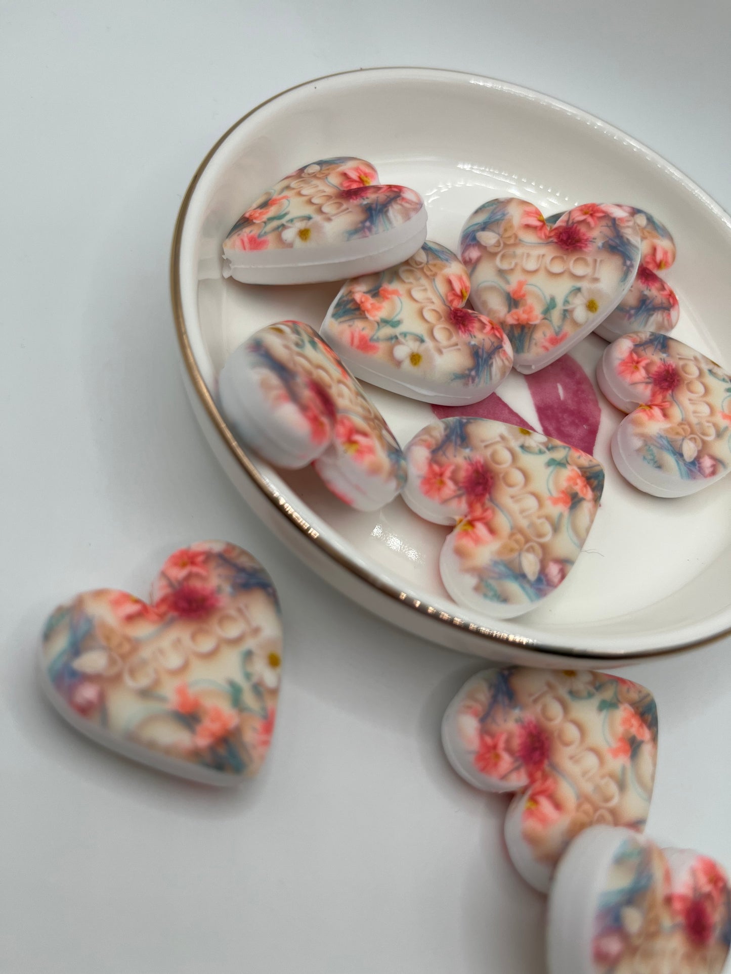 1pc GG Floral Heart Silicone Bead
