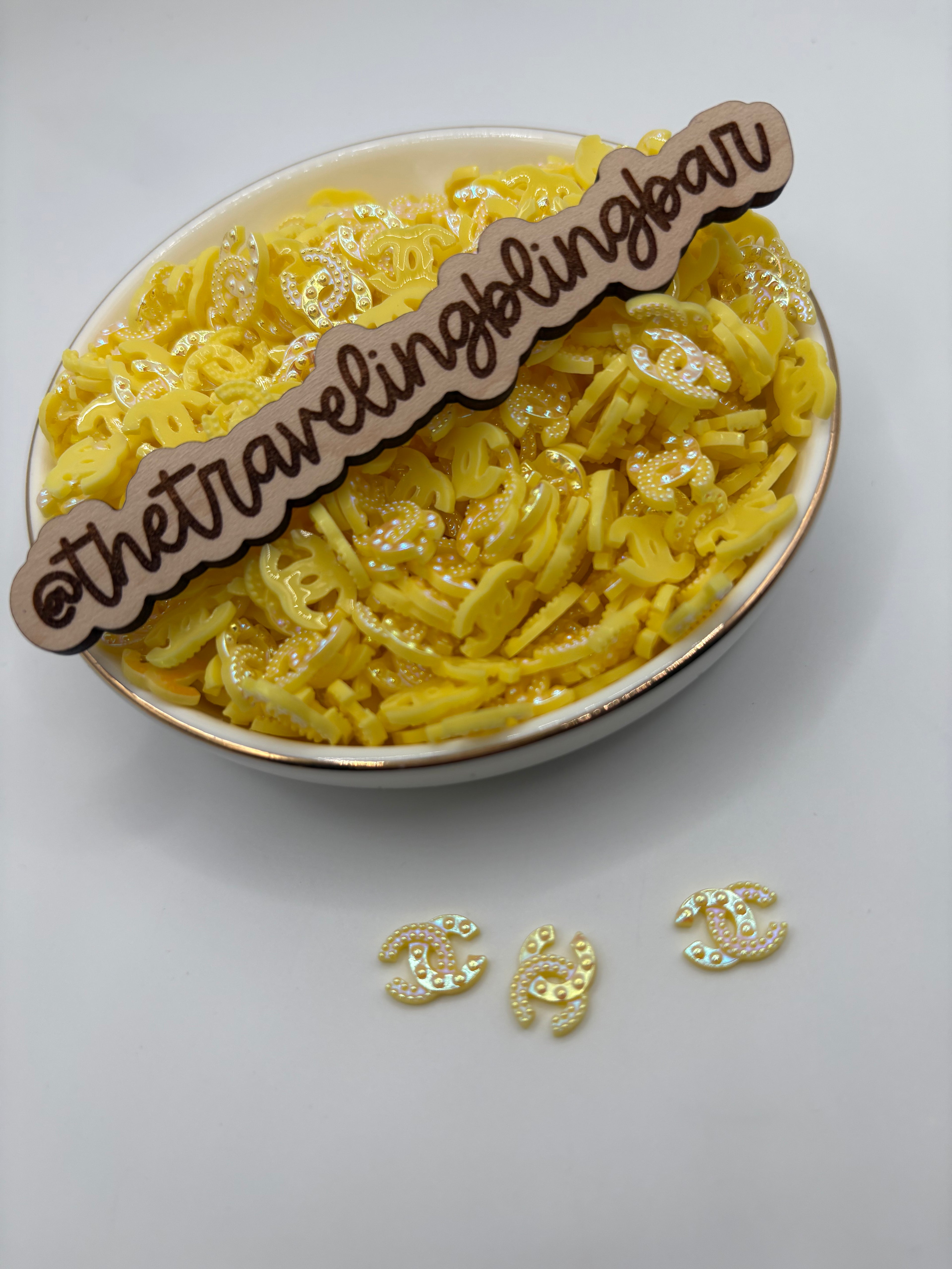 Designer-Inspired Acrylic Charm Bundle (1000 Pieces)