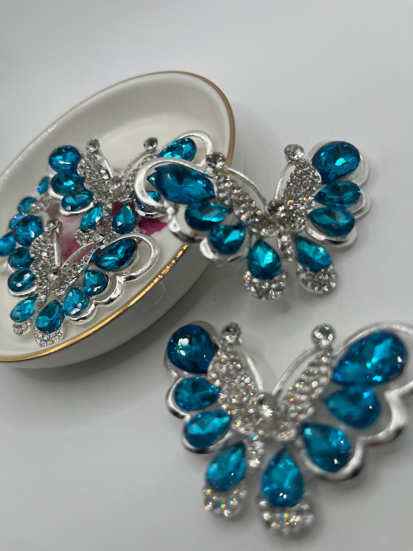 Wide Wing Bling Butterfly Metal Charm (1 piece) [Pink, Iridescent, Blue,Red,Purple]