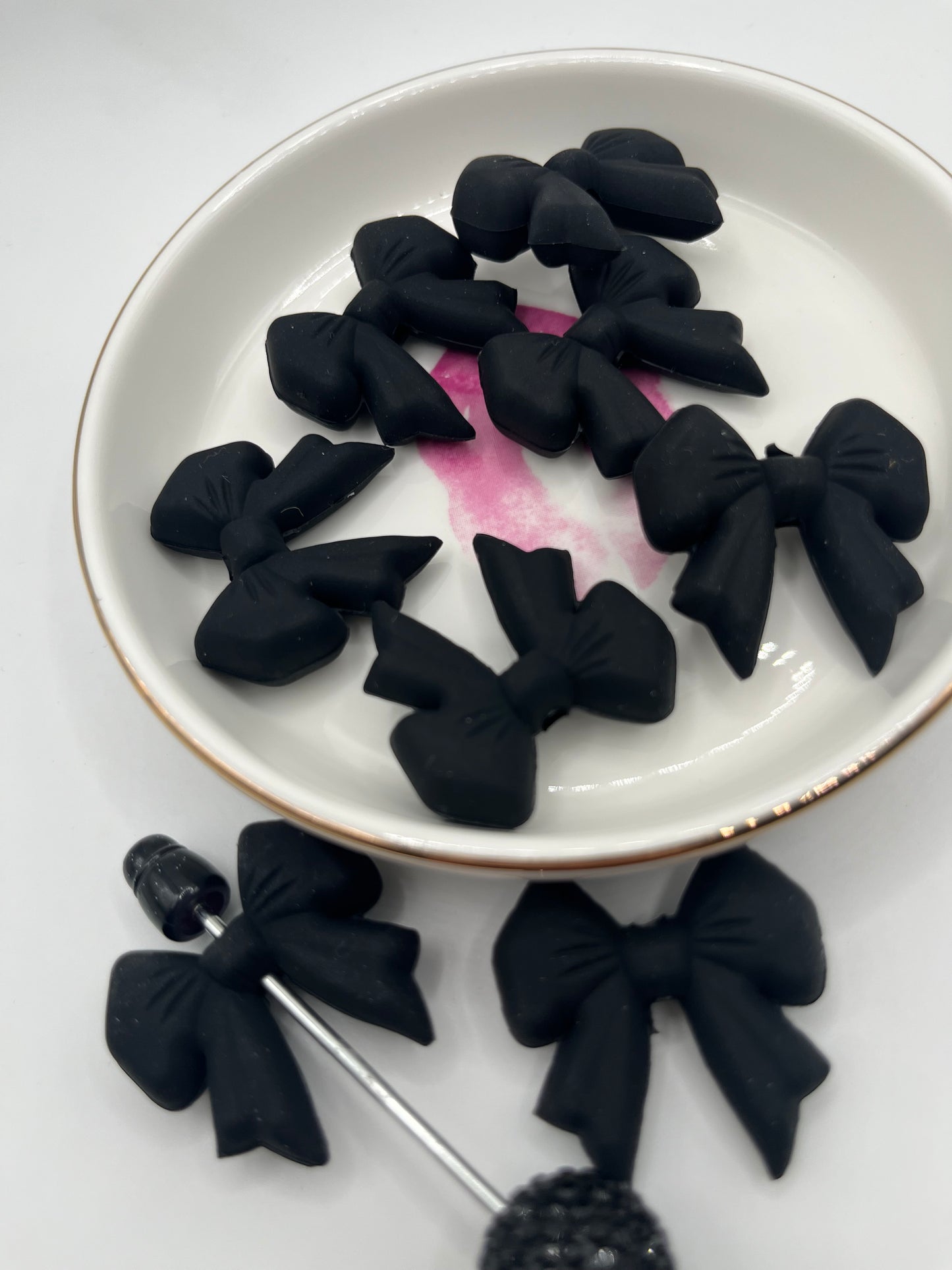 1pc Bow Silicone Bead