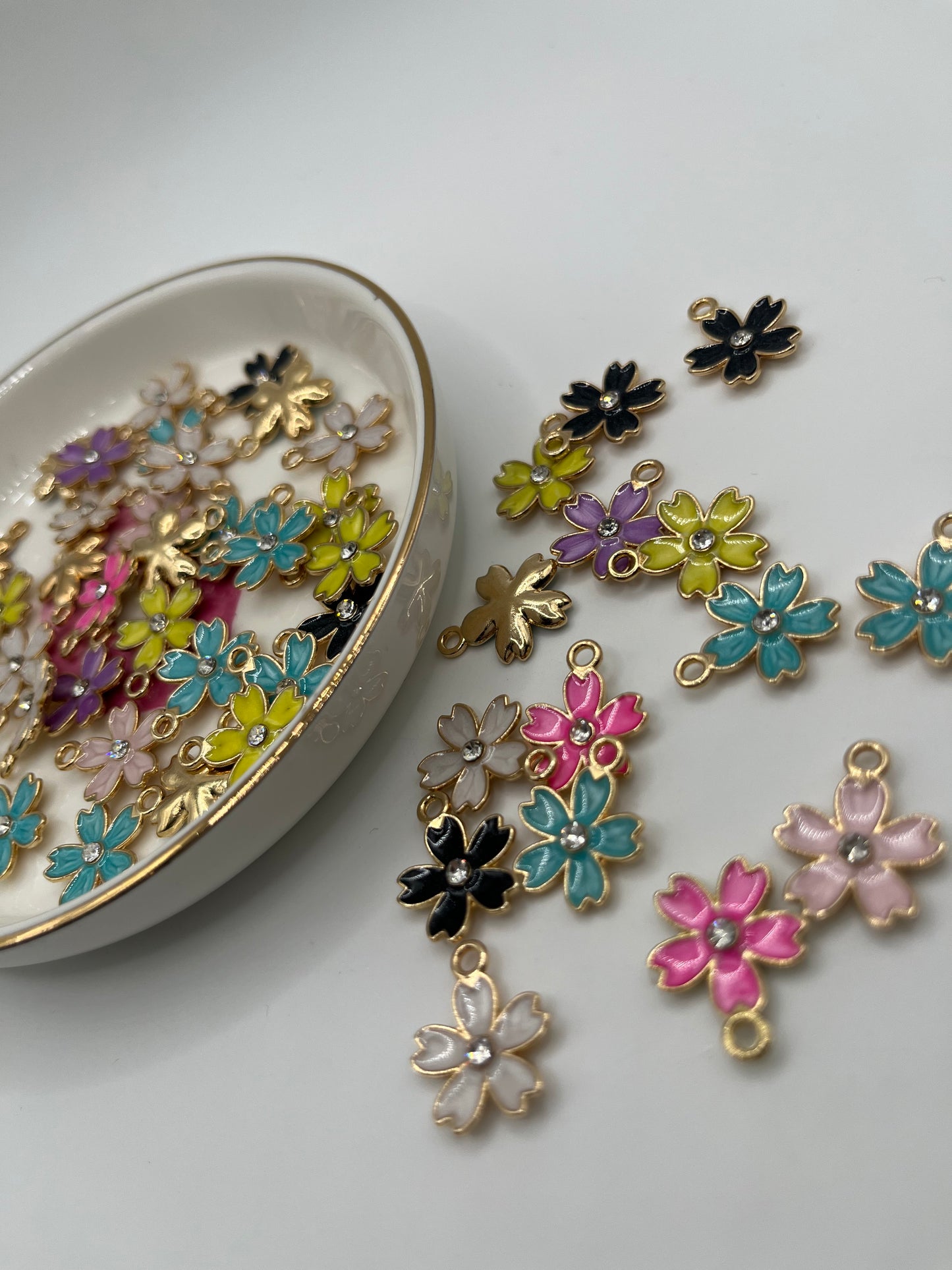 20pc Sakura Flower Metal Pendent (Mixed Color)