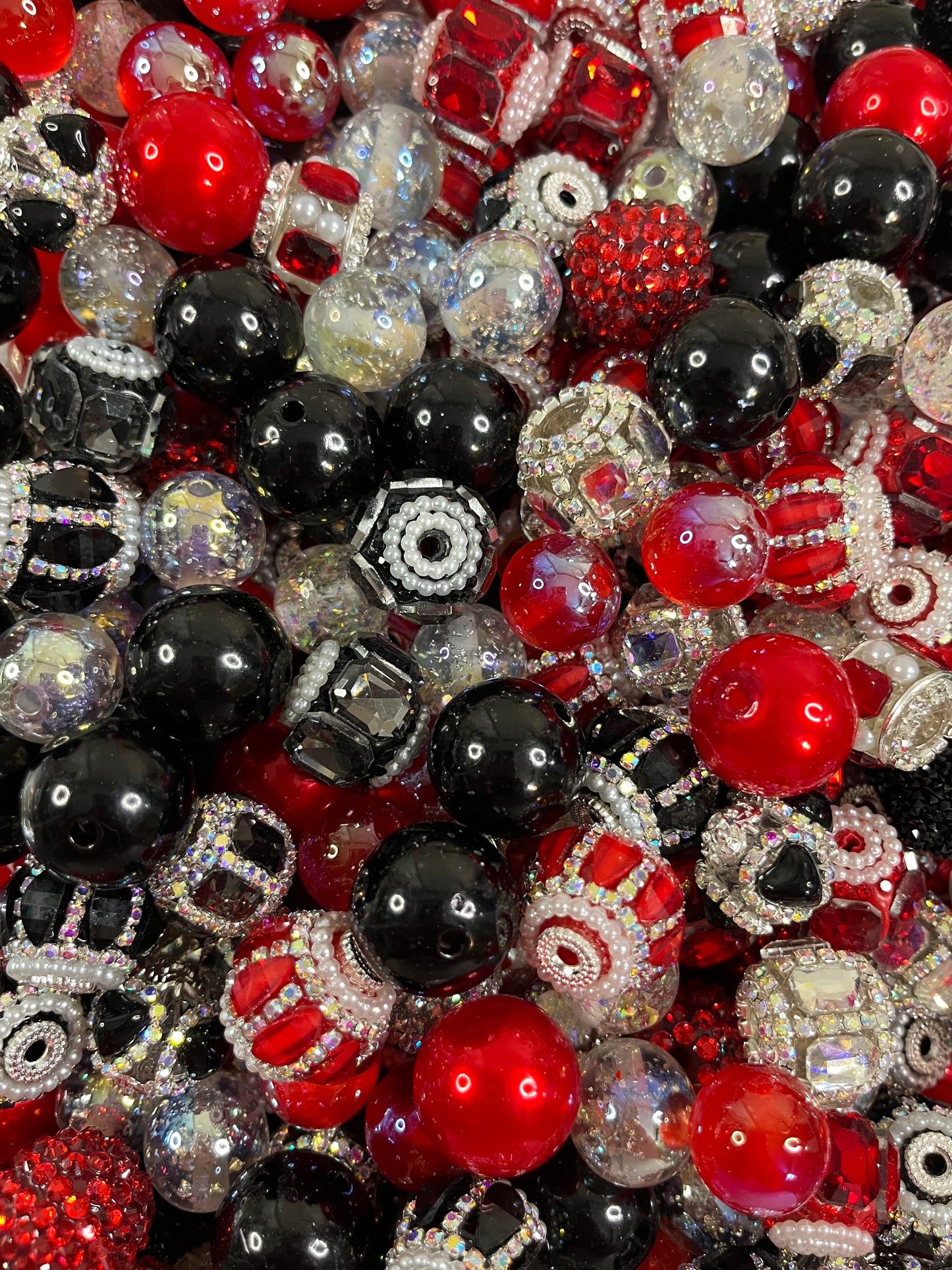 500ml “Paint The Town Red” Exclusive Bead Mix
