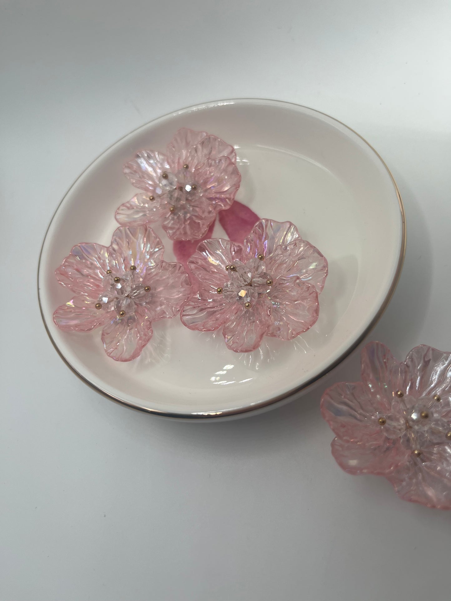 4pc Handmade Acrylic 6 Petal Flower (For DIY) [This Is Not A Bead]