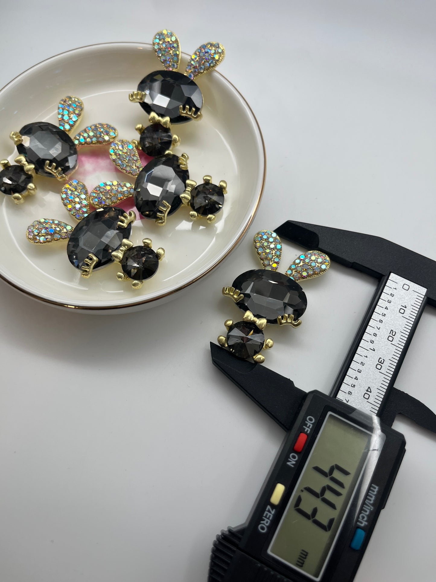 2pc Dark Grey [Bling] Rabbit Metal Charm