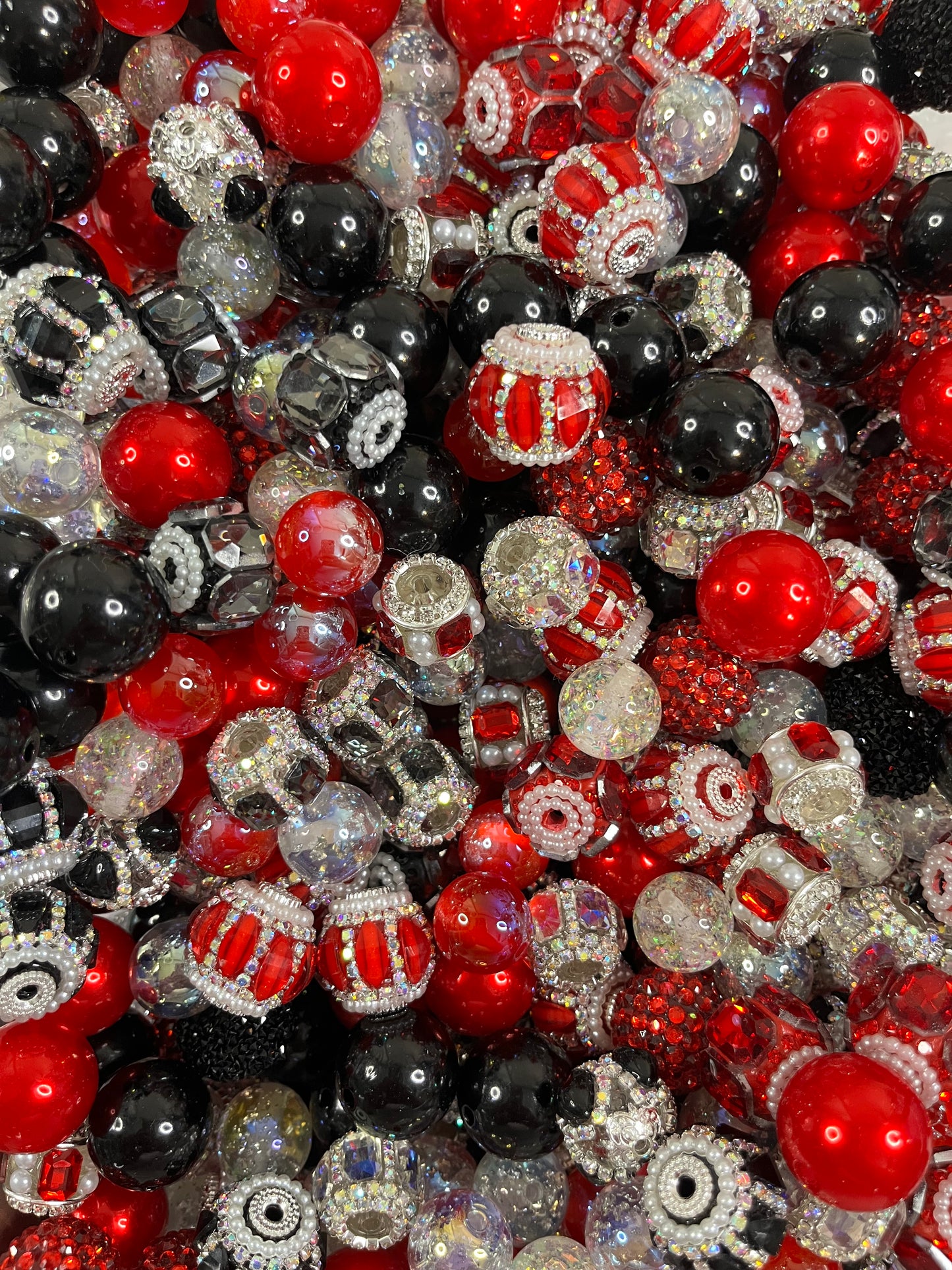 500ml “Paint The Town Red” Exclusive Bead Mix